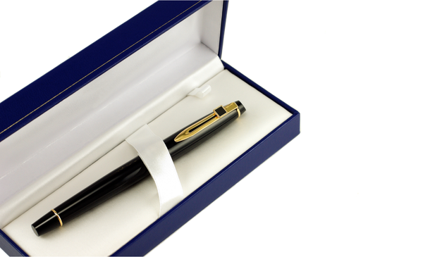 a-black-pen-in-a-gift-case